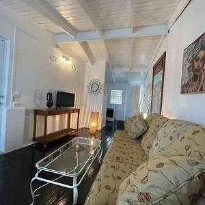  Appartement Petit Coin De Paradis à 5 Min Baie Orientale, Idolem Résidence Unité 7bis - 57 Rue Du Mont Vernon 1